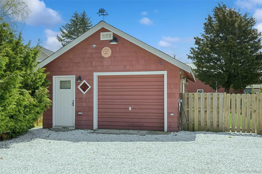 23530 Main Road Orient NY 11957