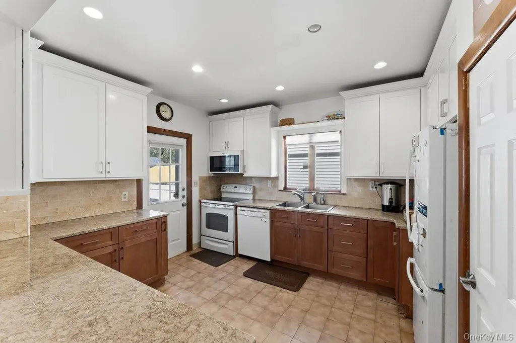 100 Spruce Street West Hempstead NY 11552