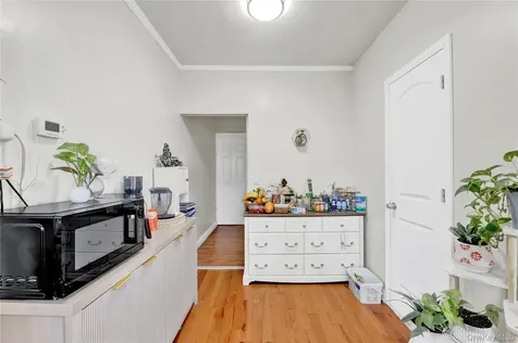 88-37 187th Street Hollis NY 11423
