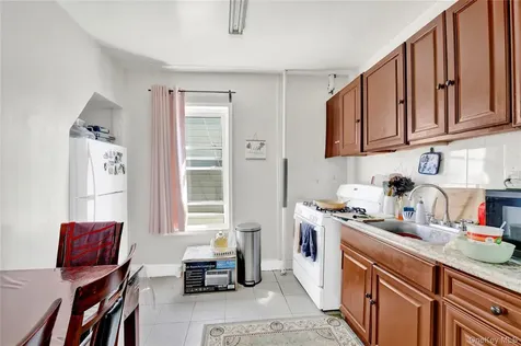 88-37 187th Street Hollis NY 11423