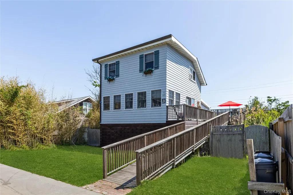 449 Dehnhoff Walk Ocean Beach NY 11770