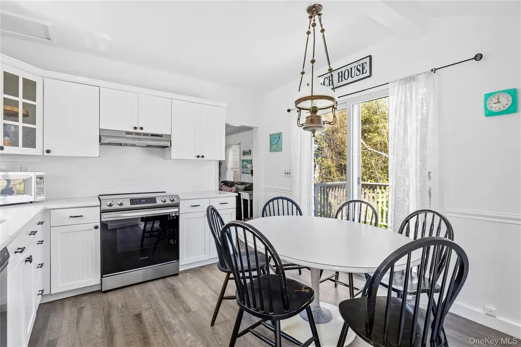 449 Dehnhoff Walk Ocean Beach NY 11770