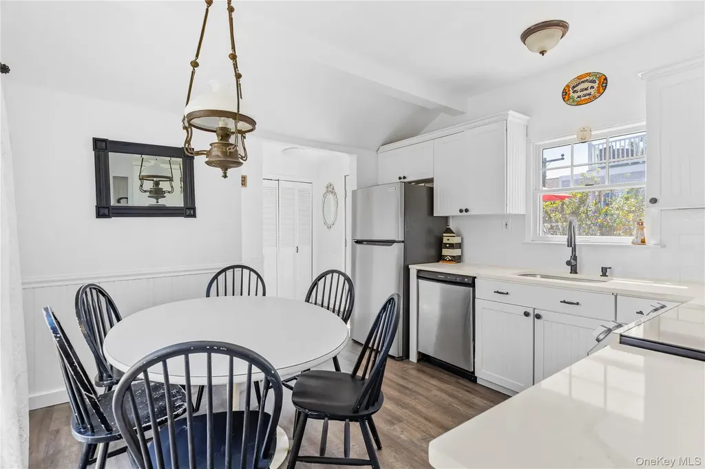 449 Dehnhoff Walk Ocean Beach NY 11770