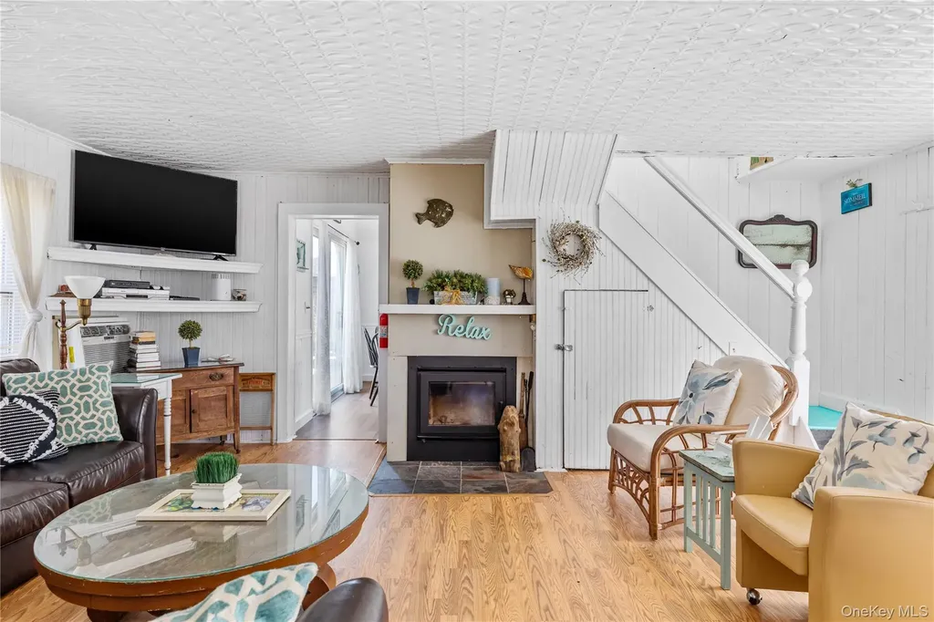 449 Dehnhoff Walk Ocean Beach NY 11770
