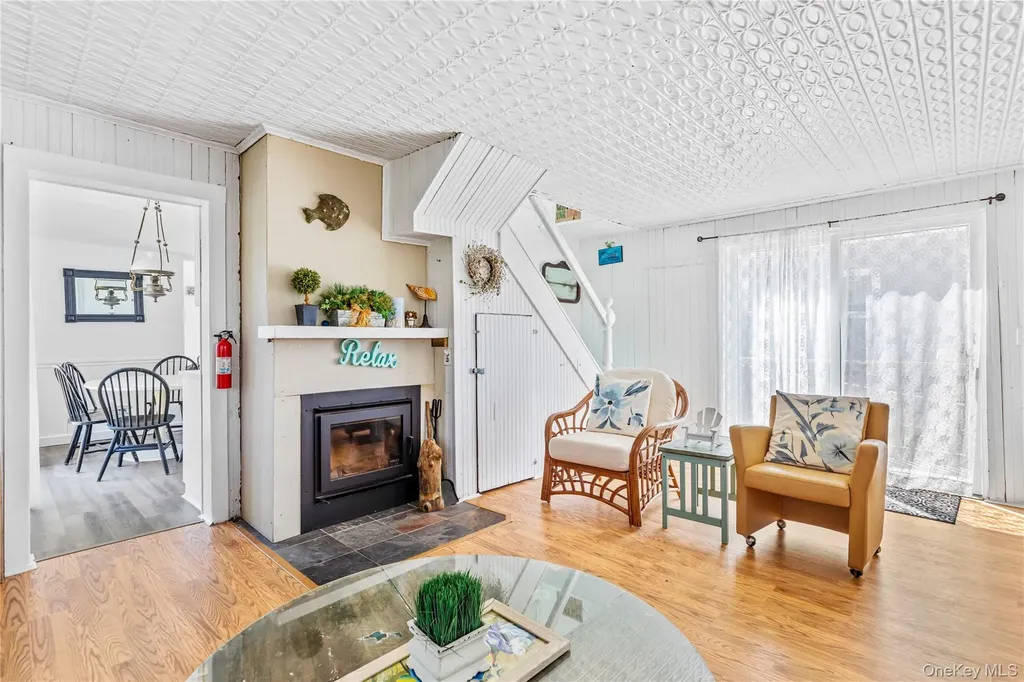 449 Dehnhoff Walk Ocean Beach NY 11770