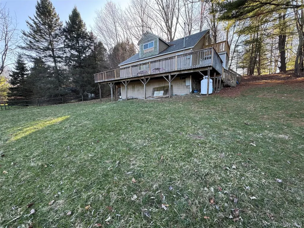 12 Old Turnpike Road Woodridge NY 12789