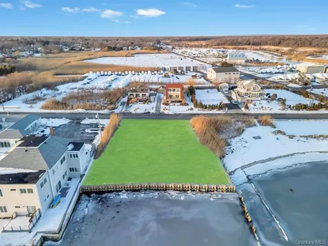 48-52 Browns River Road Sayville NY 11782