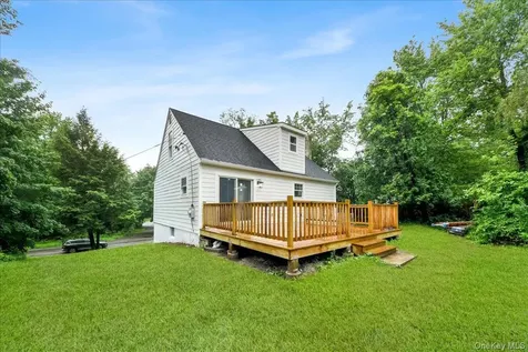 16 Tiger Road Hopewell Junction NY 12533