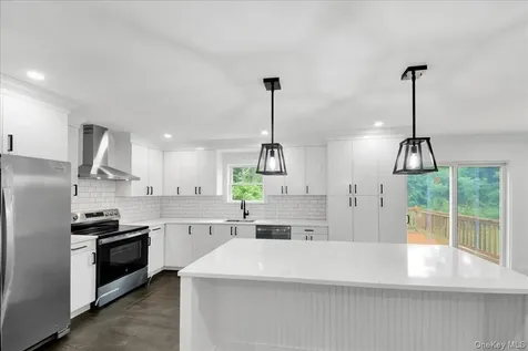 16 Tiger Road Hopewell Junction NY 12533