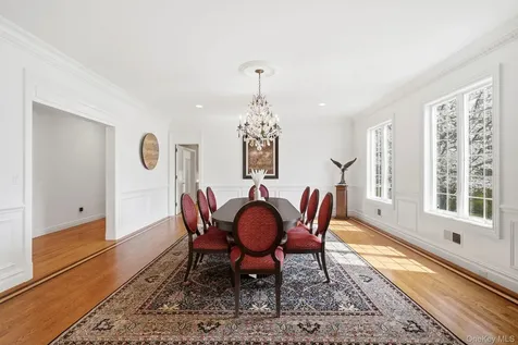 2 Coventry Court Larchmont NY 10538