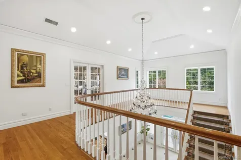 2 Coventry Court Larchmont NY 10538