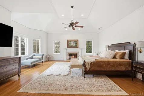 2 Coventry Court Larchmont NY 10538