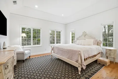 2 Coventry Court Larchmont NY 10538