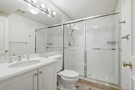 2 Coventry Court Larchmont NY 10538