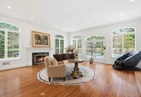 2 Coventry Court Larchmont NY 10538