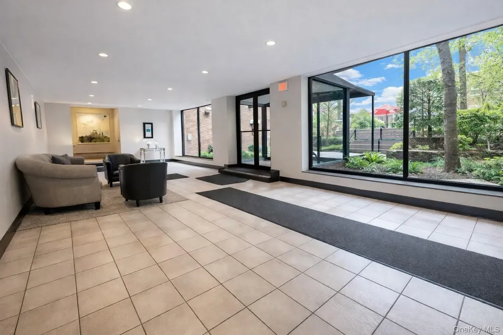 10 Franklin Avenue White Plains NY 10601