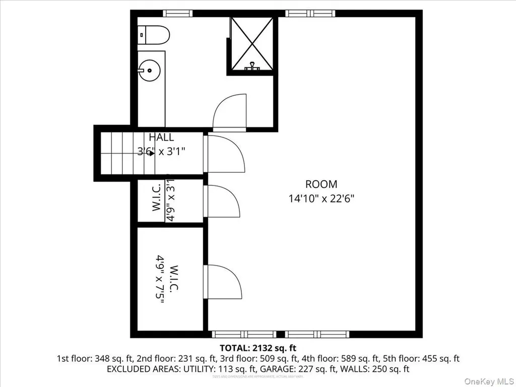 24 Roxbury Avenue Plainview NY 11803