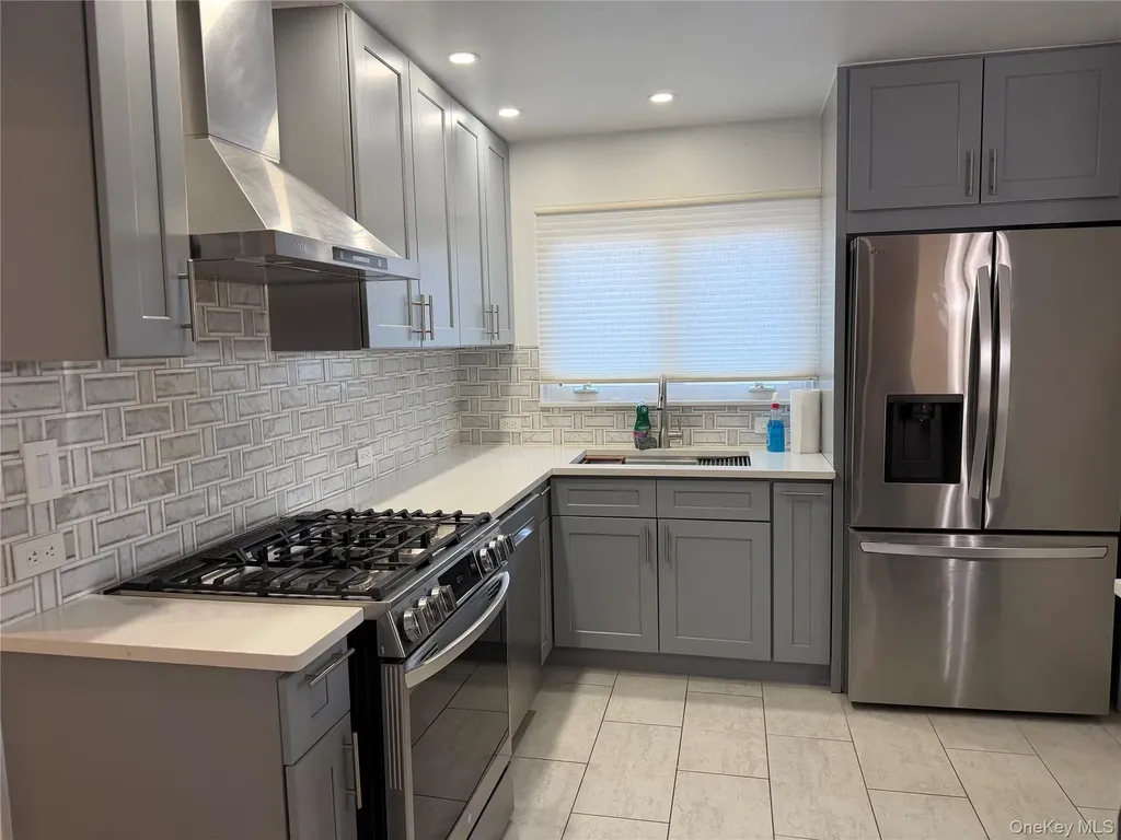 15447 20th Road Whitestone NY 11357