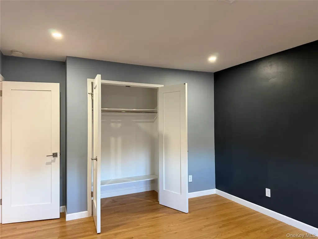 15447 20th Road Whitestone NY 11357