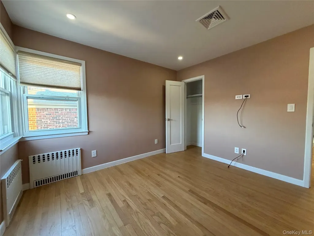 15447 20th Road Whitestone NY 11357