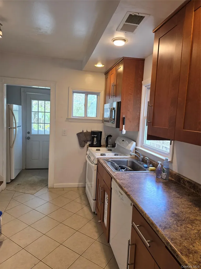 15 Roosevelt Avenue Rye NY 10580