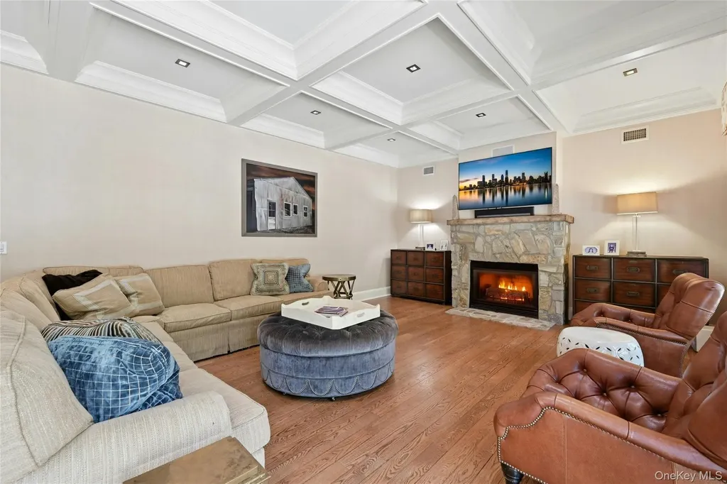 5 Mill Road Lloyd Harbor NY 11743