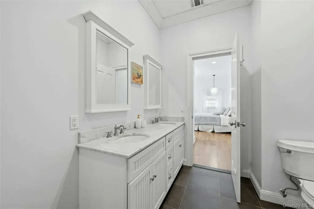 5 Mill Road Lloyd Harbor NY 11743