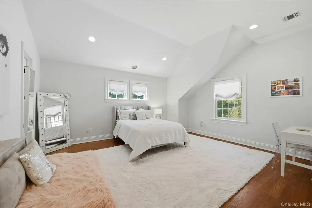 5 Mill Road Lloyd Harbor NY 11743