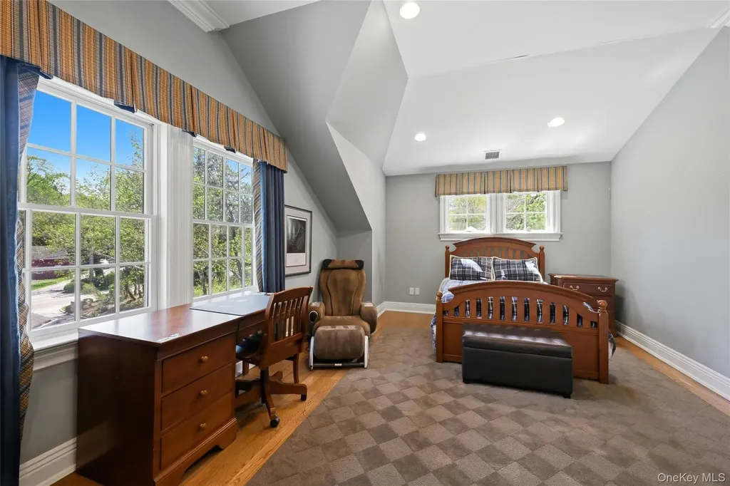 5 Mill Road Lloyd Harbor NY 11743
