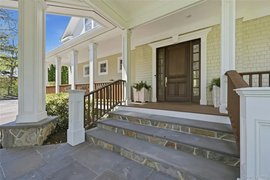 5 Mill Road Lloyd Harbor NY 11743