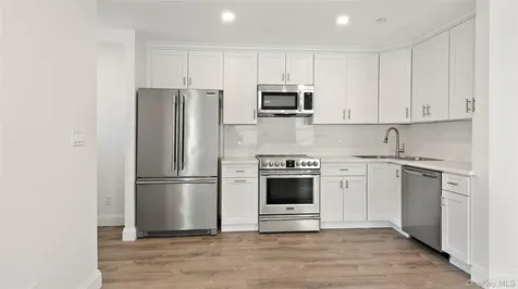 33 Devoe Street Dobbs Ferry NY 10522