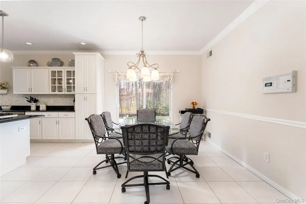 9 Framingham Lane Shoreham NY 11786