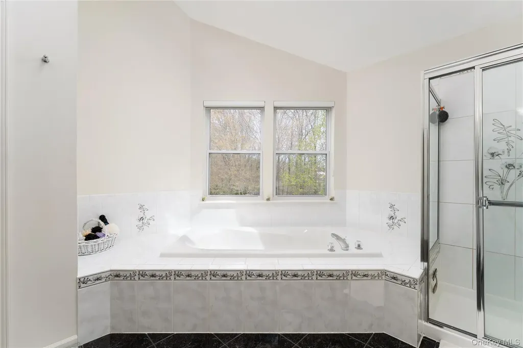 9 Framingham Lane Shoreham NY 11786
