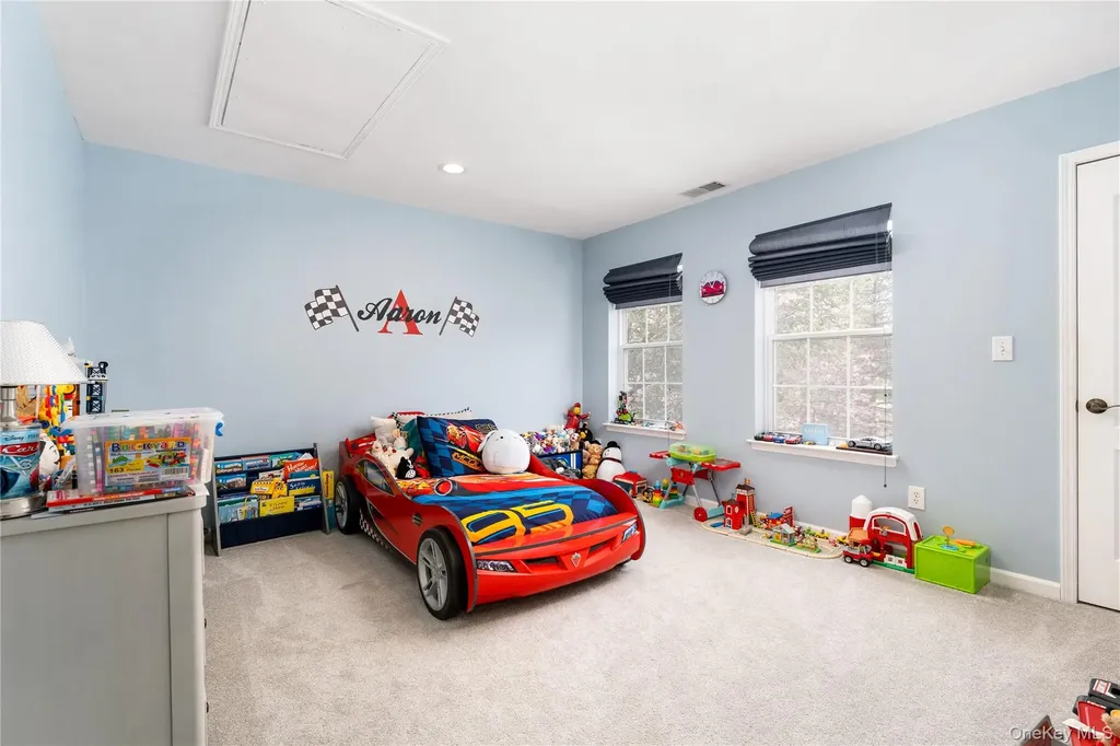 9 Framingham Lane Shoreham NY 11786