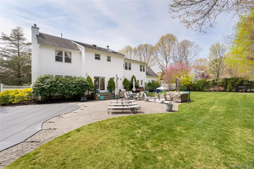 9 Framingham Lane Shoreham NY 11786