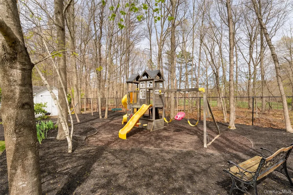 9 Framingham Lane Shoreham NY 11786