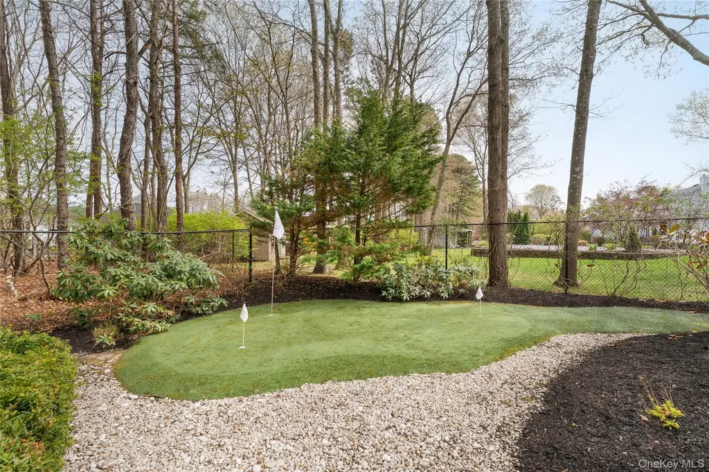 9 Framingham Lane Shoreham NY 11786