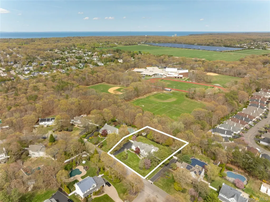 9 Framingham Lane Shoreham NY 11786