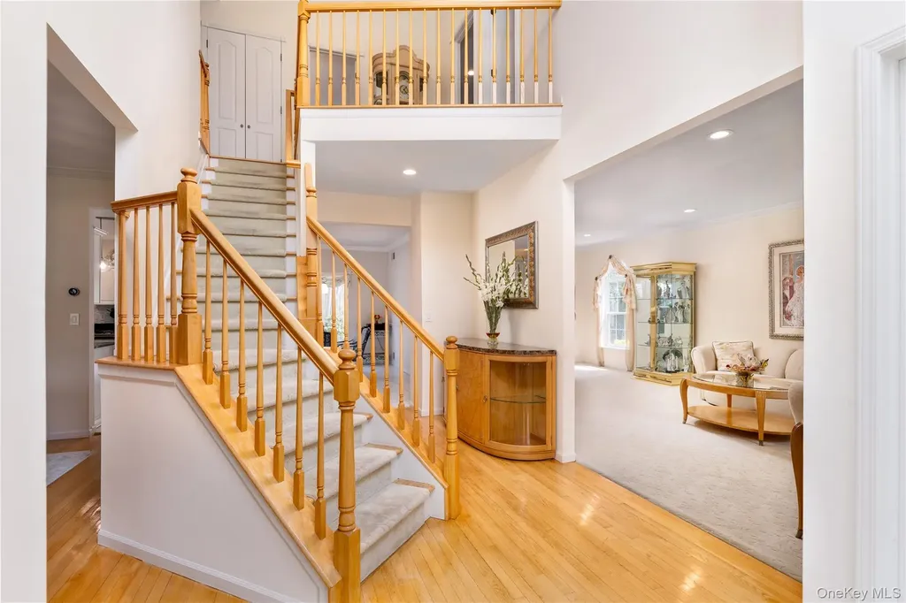 9 Framingham Lane Shoreham NY 11786