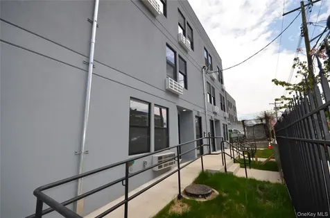 3542 Tiemann Avenue Bronx NY 10469