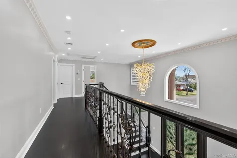 171 South Street New Hyde Park NY 11040