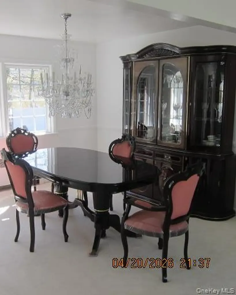 93 Woodview Road West Hempstead NY 11552