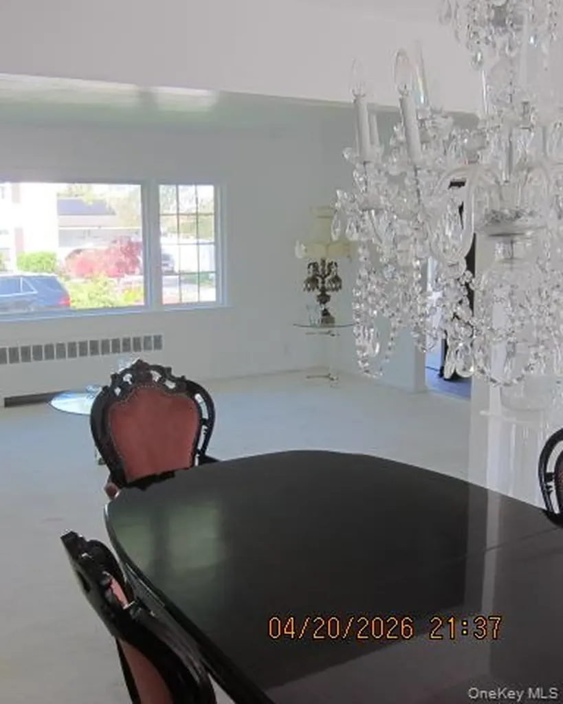 93 Woodview Road West Hempstead NY 11552
