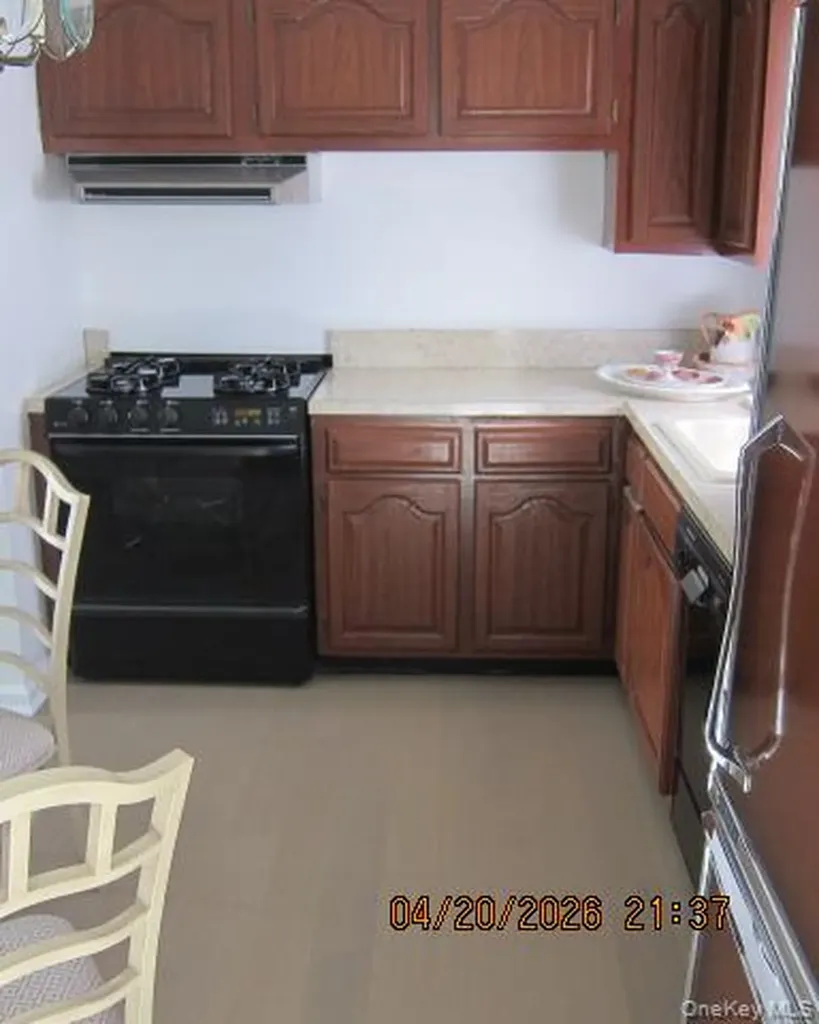 93 Woodview Road West Hempstead NY 11552