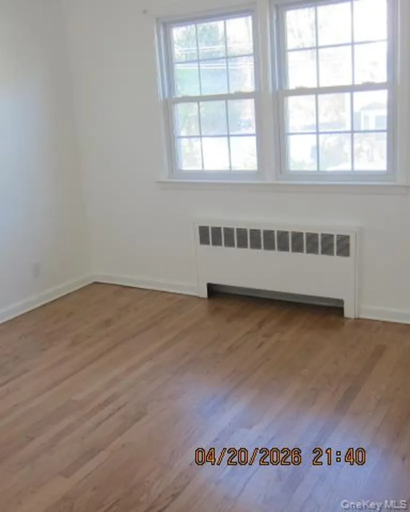 93 Woodview Road West Hempstead NY 11552
