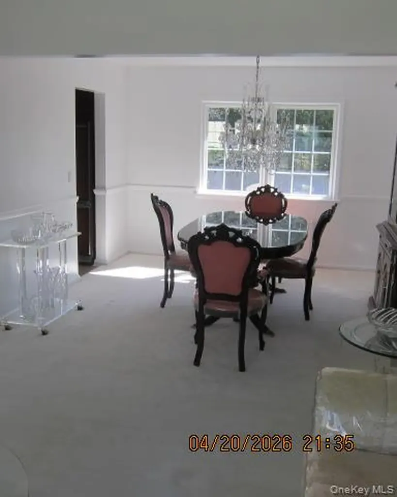 93 Woodview Road West Hempstead NY 11552
