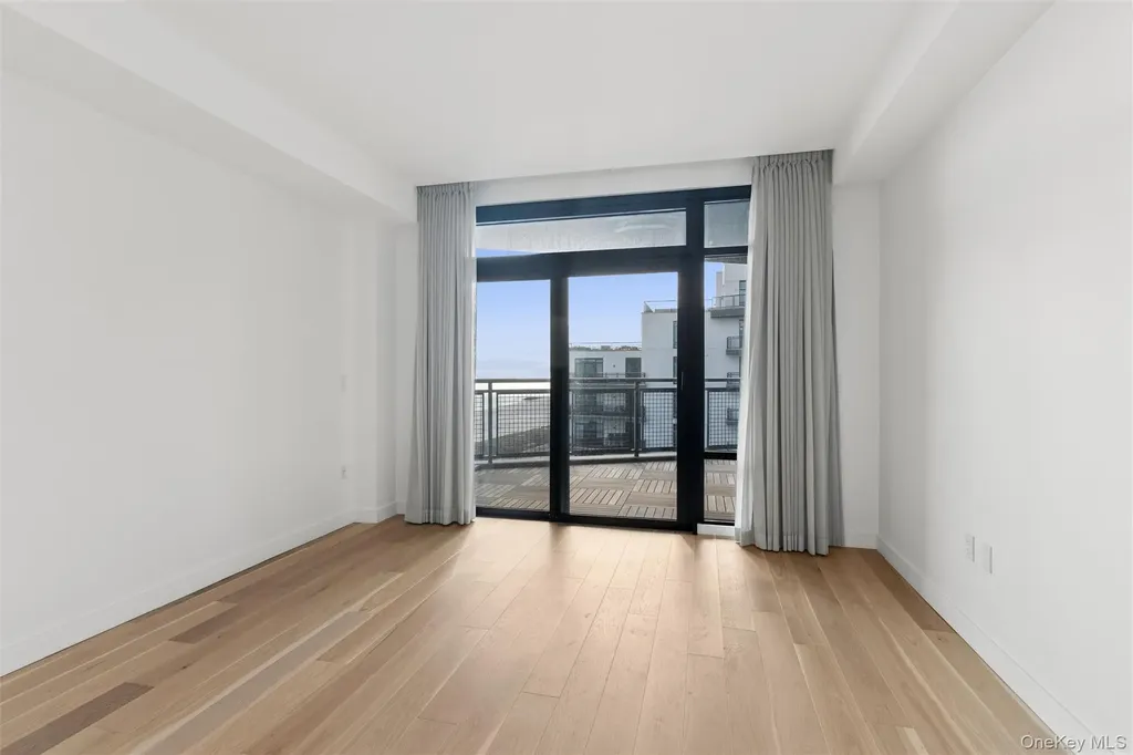 140 Boardwalk Long Beach NY 11561