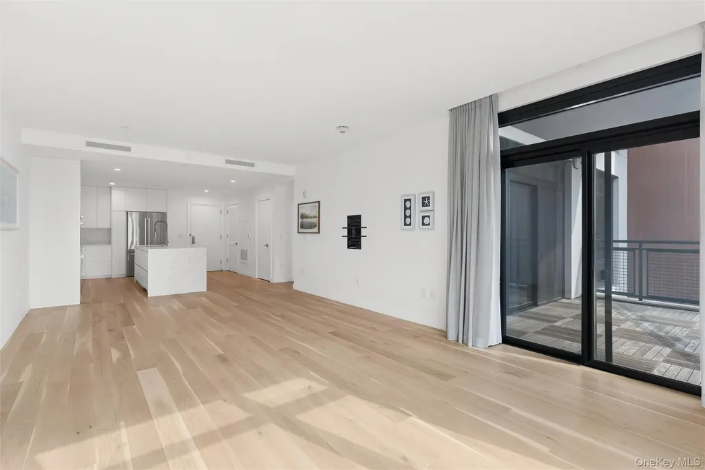 140 Boardwalk Long Beach NY 11561