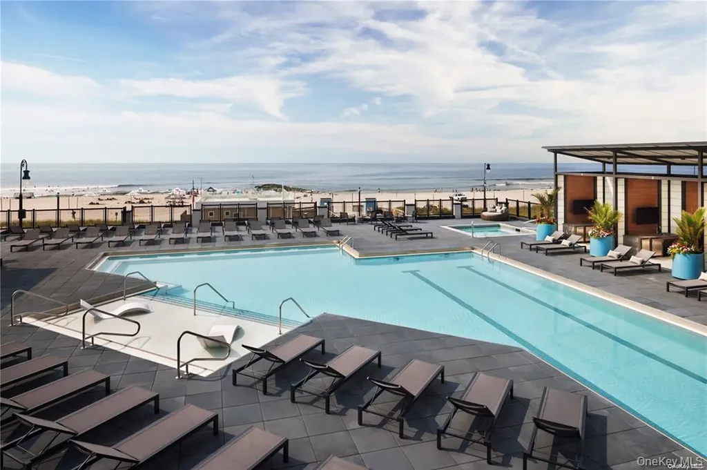 140 Boardwalk Long Beach NY 11561