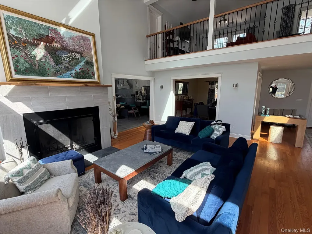 27 Deer Path Quogue NY 11959